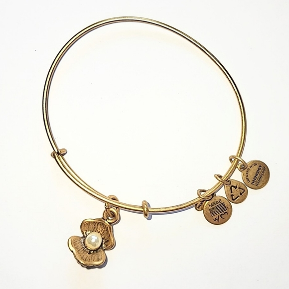 ALEX AND ANI OYSTER SHELL & PEARL BANGLE BRACELET - Picture 2 of 7